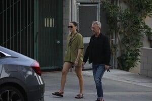      gal061021BZNimage135.jpg