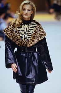500040691_GennyFall1992(16).thumb.jpg.358b23cdf53e3dc9e5f09398797d320f.jpg