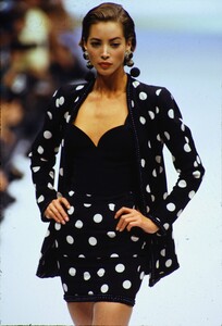 531755725_GennySpring1991(2).thumb.jpg.286b2db46b31abf2785f5be32da6b75d.jpg