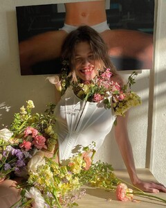545001793_AizhanK.Olga-Obumova-.thumb.jpeg.fd3760e711555afdf924fab357197fbd.jpeg