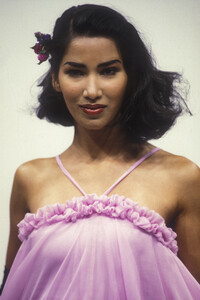 689133070_DolceGabbanaSpring19926.thumb.jpg.66ff84a1d43b5afd3425406d85ff3755.jpg