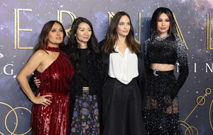 Gemma+Chan+Eternals+UK+Premiere+Red+Carpet+QNjgNi_3mAJx.jpeg