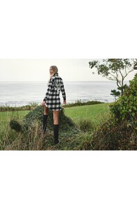 love-tartan-black-dress-by-fetiche-suances (3).jpg