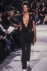 908585877_DirkBikkembergs1998WomenRTW20.thumb.jpg.dc0c8b62fc2701fb0a69f1c9f0b2845a.jpg