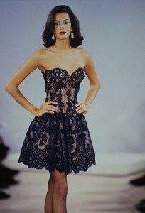 91010395_donna(1).thumb.jpg.b81005f7a7df6bee084b686408424d0e.jpg