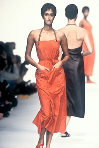 925885314_Hermes1994WomenRTW103.thumb.jpg.0215edd29457cea0f5be03c6bc3b28c2.jpg