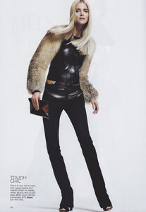 979055692_Jackson_US_Harpers_Bazaar_September_2010_03.thumb.jpg.e39c55619125bed253f818263f6d14c5.jpg