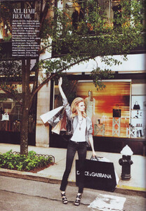 995529764_Proud_Richardson_US_Harpers_Bazaar_September_2009_03.thumb.jpg.54e6450ce779eccaab15acf77e843bf2.jpg