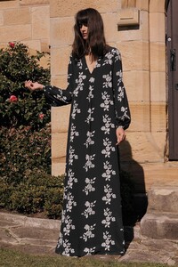 BouquetDressinblackprint3.jpeg