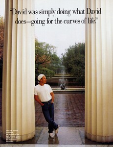 DG_Leibovitz_Vanity_Fair_March_1991_06.thumb.jpg.57e1784cc44f6f79ad6800417edffabe.jpg