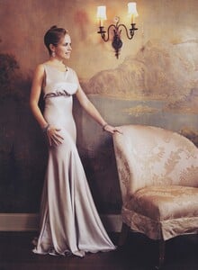 Demarchelier_US_Vogue_March_2005_07.thumb.jpg.b21e95fff0892d74ba6593b99012938a.jpg