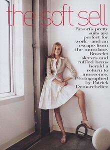 Demarchelier_US_Vogue_November_2005_02.thumb.jpg.a494fe9614fac4341b873142a8e99397.jpg