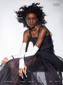 Elle_USA_-_October_202100002.jpg