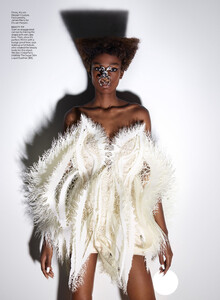 Elle_USA_-_October_202100003.jpg