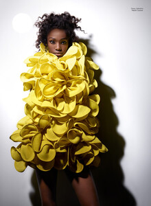 Elle_USA_-_October_202100006.jpg