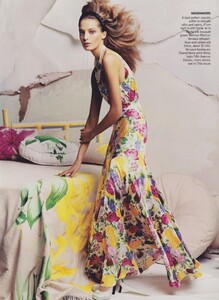 McDean_US_Vogue_March_2005_12.thumb.jpg.34a5f31f8220af66e7d012b32a3c85f3.jpg