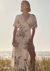 Q4201-20239-AliceAnnikaWrapMaxiDress-Ivory-front_2000x.jpg