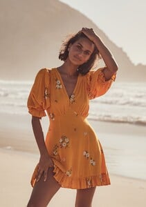 Q4203-20313-LottaFableMiniDress-Yellow-front_2000x.jpg