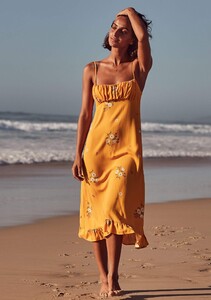Q4203-20314-LottaDavisMidiDress-Yellow-front3_2000x.jpg
