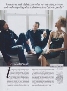 Roy_US_Vogue_November_2005_11.thumb.jpg.88a27482025f64b7669f2c77d2201686.jpg