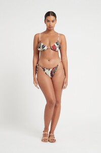 S23-20835-SirTheLabel-0417.jpg