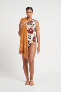 S25-20835-SirTheLabel-0457.jpg