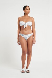 S34-20835-SirTheLabel-13339_result.jpg