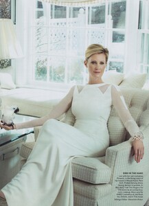 SL_Roy_US_Vogue_March_2011_02.thumb.jpg.5bca01c6588c60f26e75cbe5a59c2920.jpg