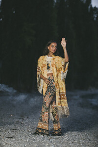 SPELL-Mystic-Campaign-Featuring-Bella-Thomas-by-Jamie-Green-101.jpg