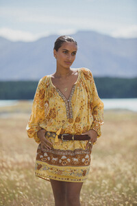 SPELL-Mystic-Campaign-Featuring-Bella-Thomas-by-Jamie-Green-115.jpg