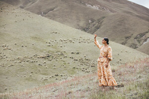 SPELL-Mystic-Campaign-Featuring-Bella-Thomas-by-Jamie-Green-24.jpg