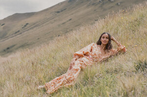 SPELL-Mystic-Campaign-Featuring-Bella-Thomas-by-Jamie-Green-31.jpg