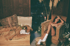 SPELL-Mystic-Campaign-Featuring-Bella-Thomas-by-Jamie-Green-49.jpg
