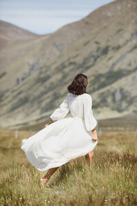 SPELL-Mystic-Campaign-Featuring-Bella-Thomas-by-Jamie-Green-89.jpg