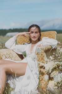 SPELL-Mystic-Campaign-Featuring-Bella-Thomas-by-Jamie-Green-97.jpg