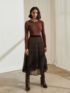Sheer-Striped-Knit-Skirt-M70778-S20_1500x2000_637324079267049678_200716-VM-E-Bella-SH05-ON-200810-13387_1_copy.jpg