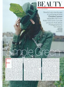 Simple_Walker_US_Vogue_November_2010_01.thumb.jpg.e748e6dee0e7a74ef412b0cf1daa8079.jpg