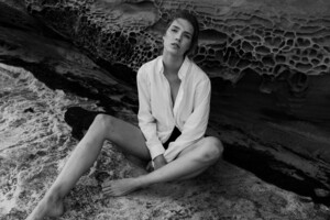 Summer-Swimwear-Beach-Fashion-editorial-lookbook-Maroubra-Sydney-Black-And-White-Jenny-Wu-Photography-Minimalist.thumb.jpg.ea80afa13b2ea2dc91192fe04c662d20.jpg