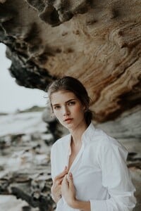 Summer-Swimwear-Beach-Fashion-editorial-lookbook-Maroubra-Sydney-Jenny-Wu-Photography_009.thumb.jpg.dfe329cf749777705f2965d2fe3e4e55.jpg