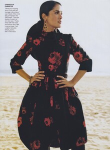Testino_US_Vogue_June_2005_03.thumb.jpg.3881d14b7ee79b149e01d51c49da5fb3.jpg