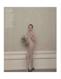 Vogue-November-2021-page-005.jpg