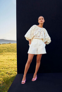 country-road-editorial-exclusive-release-desktop-08.jpg