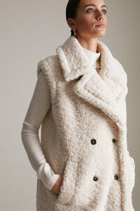 cream-petite-longline-borg-gilet-2.jpeg