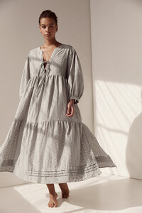 frida-maxi-8c900d_536c60a863f146e3a38ece78e6f6613f_mv2.jpg
