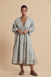 frida-maxi-8c900d_d9894d7e5d0f4f7080245dc3263a171d_mv2.jpg