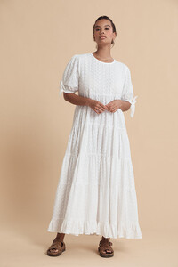 harriet-maxi-1-8c900d_f9d0f980d7d04274b9f6e27f36833f68_mv2.jpg