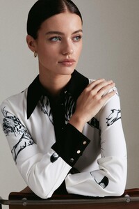 ivory-petite-crouching-tiger-contrast-woven-shirt-2.jpeg