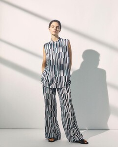 josephfashion_japan_214353873_347263000136257_6519332548418023947_n.jpg