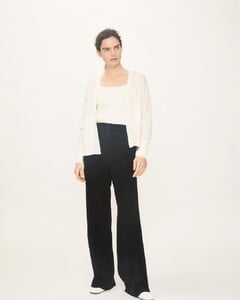 josephfashion_japan_217431090_405228850877079_1408286402488852421_n.jpg