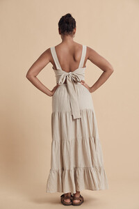 june-tie-top-8c900d_36d1681ad1fc4e5ea4c2430821b502c0_mv2.jpg